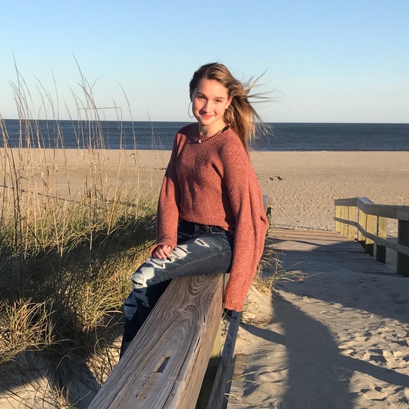 Top 10% Seller! Meet your seller/buyer! - Picture 15 of 15